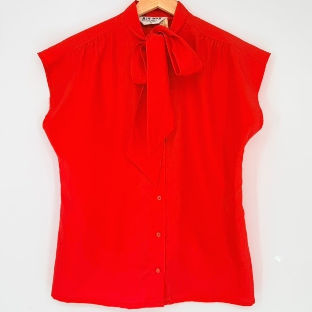Judy Bond Vintage Red Tie Neck‎ Sleeveless Blouse Size 12 Secretary Siren 80s